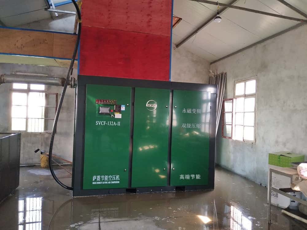 ����׃�l�Չ��C